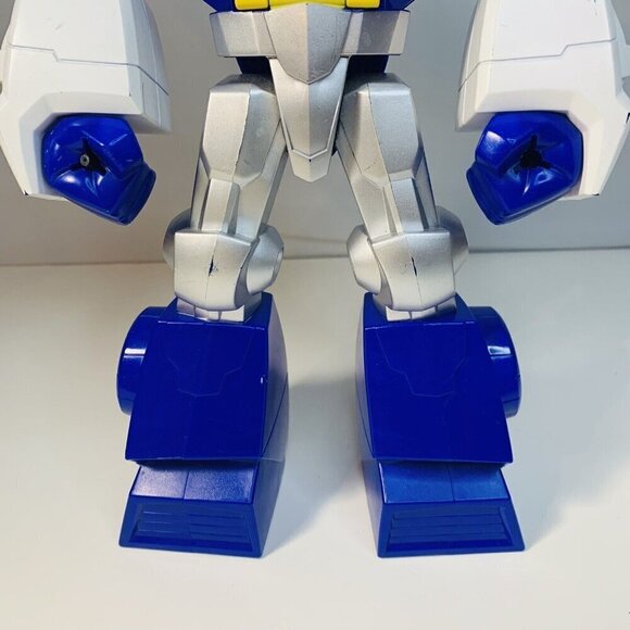 Transformers Rescue Bots CHASE Police 12" Hasbro Playskool Heroes Action Figure - Picture 4 of 11